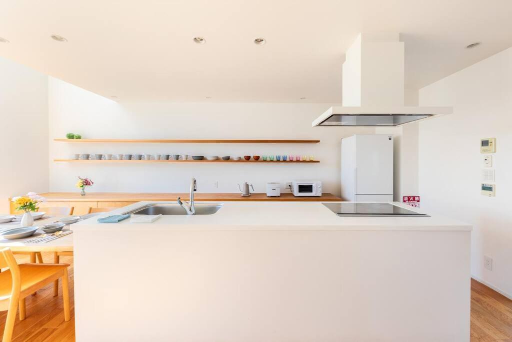 Villa One House Maoi *